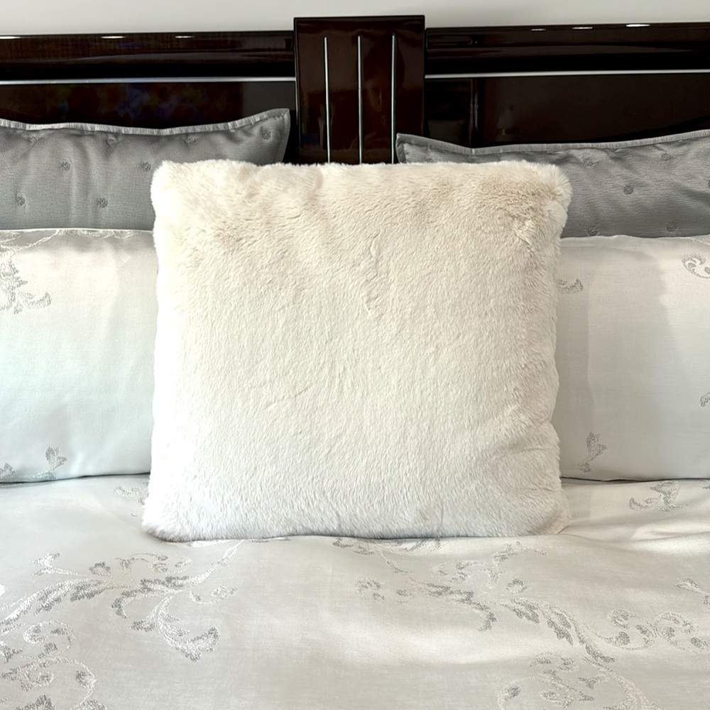 New Crate & Barrel Faux Fur With Down Alternative Insert - Ivory